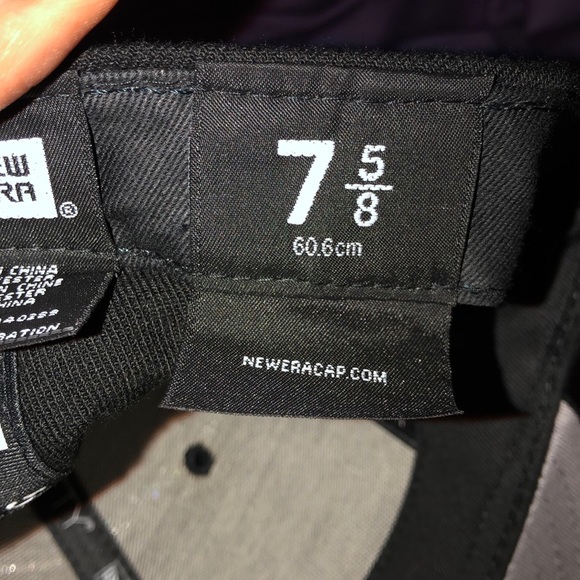 NEW YORK YANKEES BASEBALL CAP NWOT NEVER WORN - Picture 5 of 8